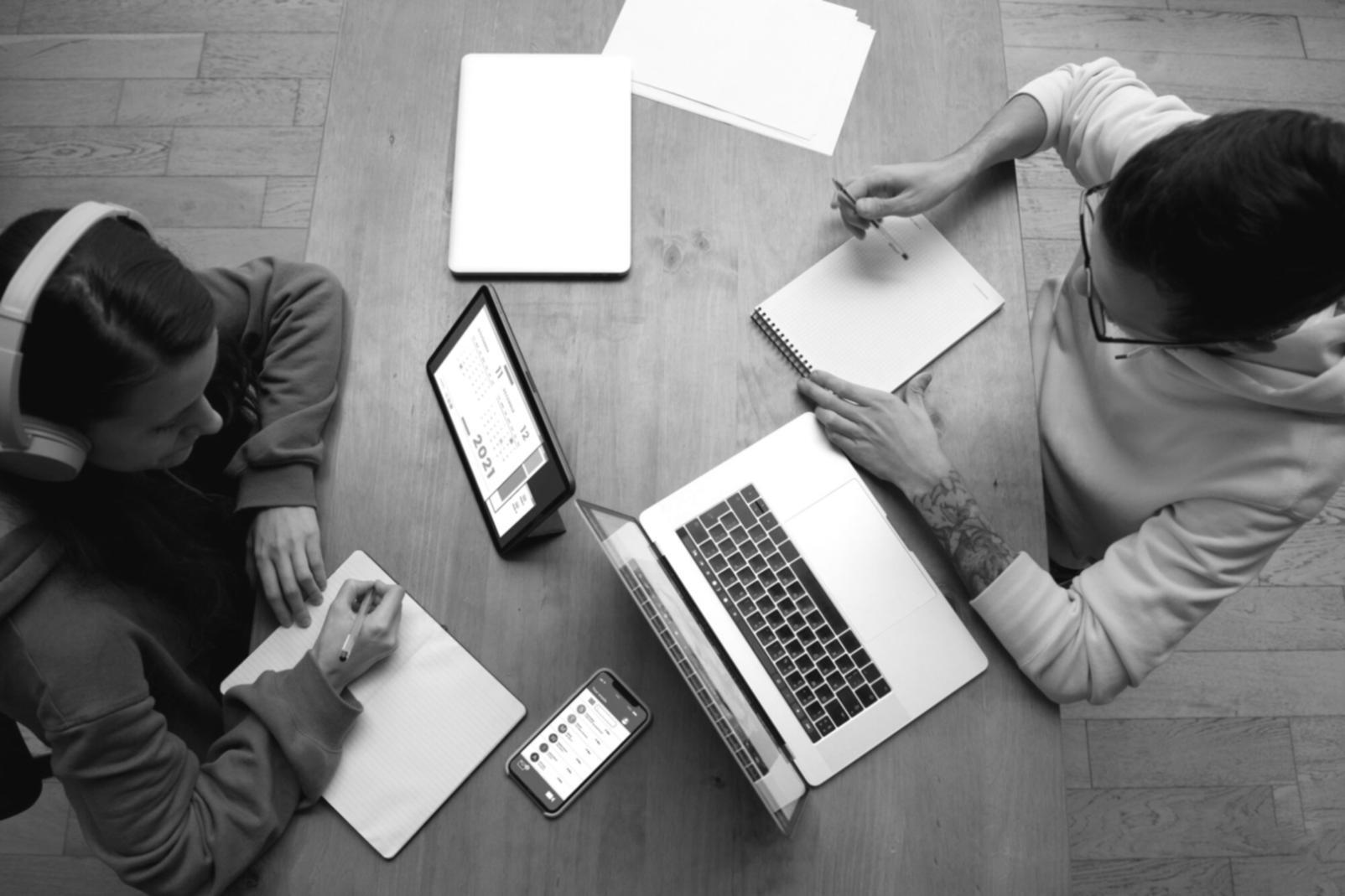 International students collaborating on financial planning exercises